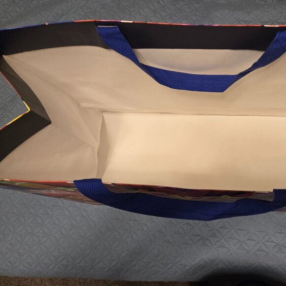 Limited Edition Louis Vuitton - Picture 6 of 6